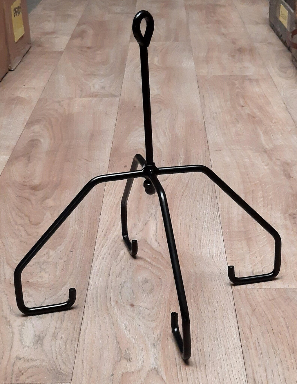 PRONG HOOK