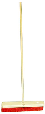 Wooden brush met handle
