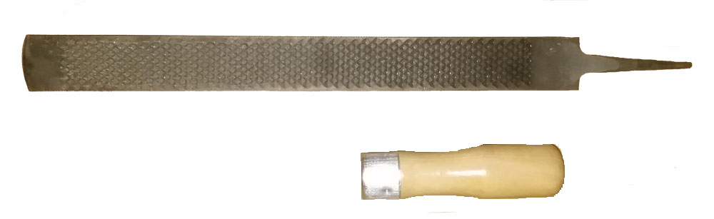 Rasp met wooden handle