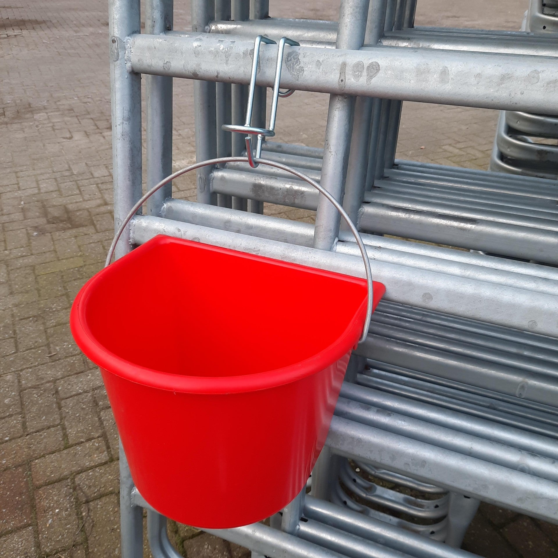 Bucket hook
