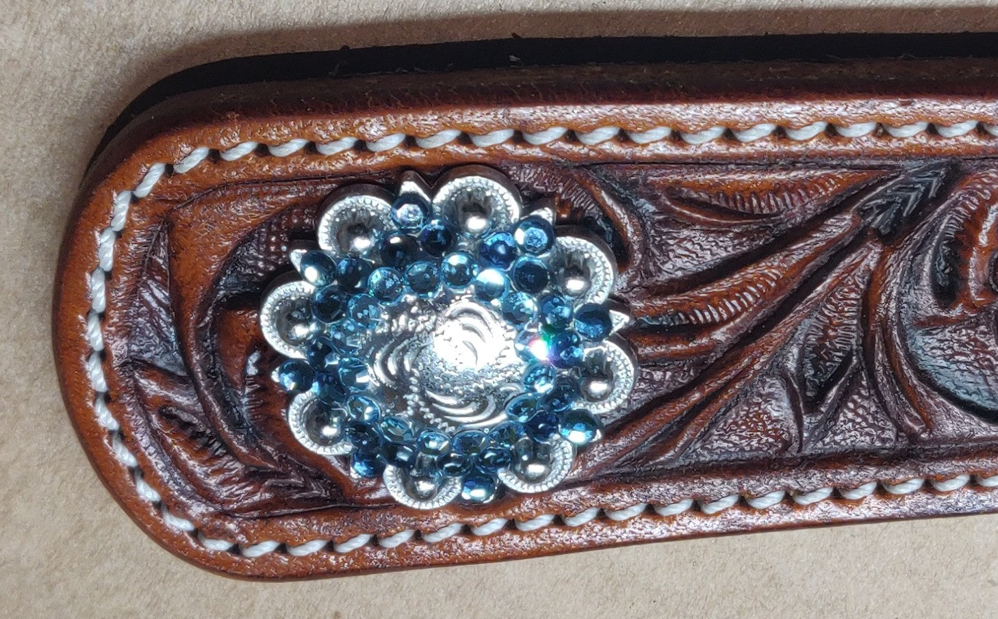 RHINESTONE concho