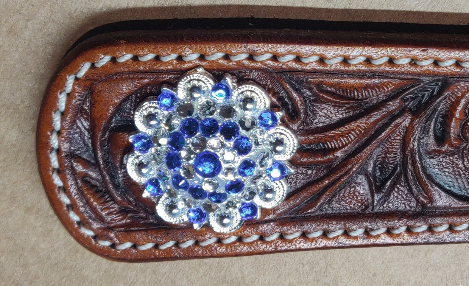 RHINESTONE concho