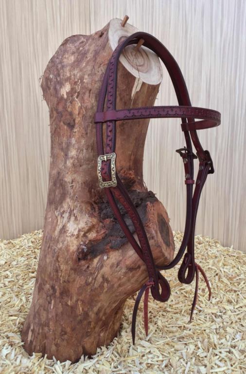 Hoofdstel met straight browband, met zilver buckles