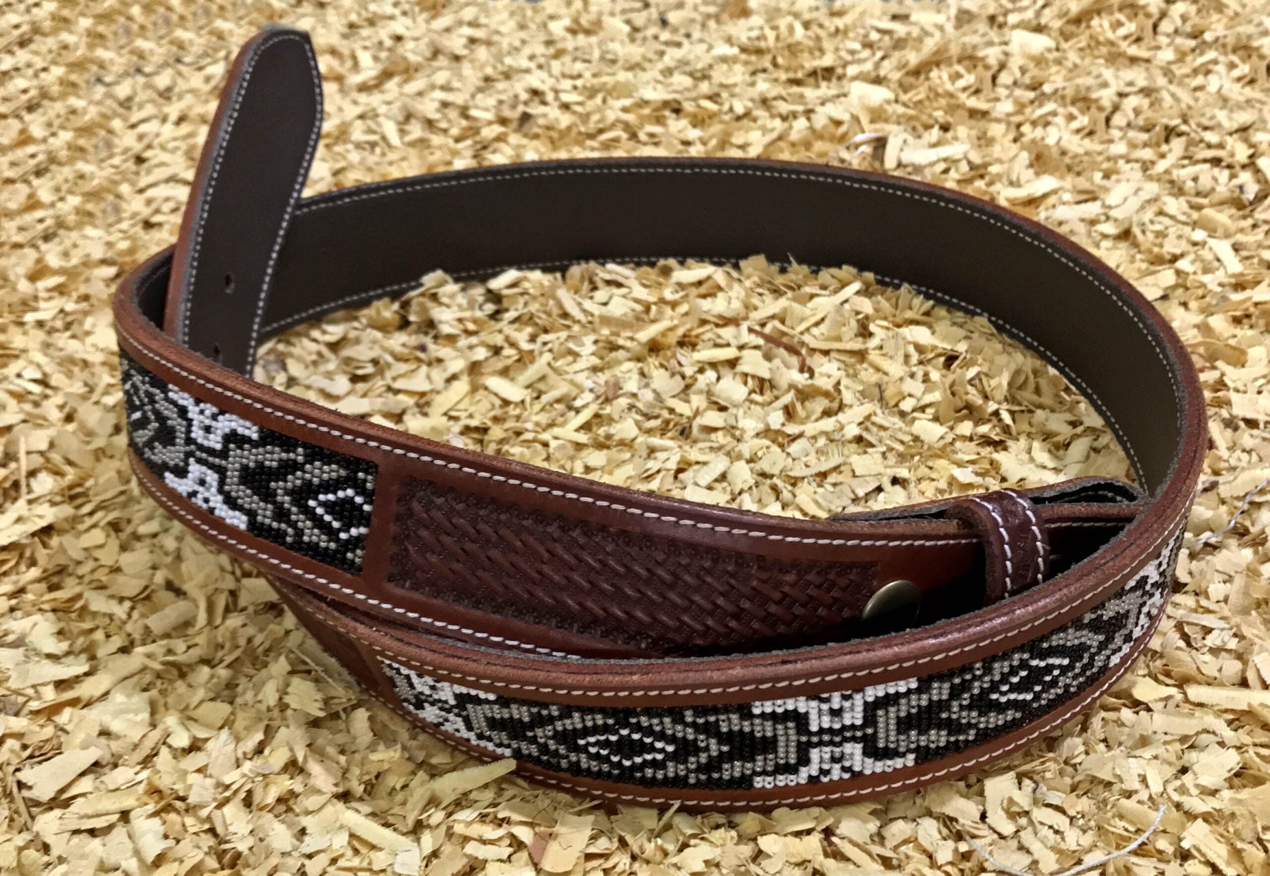 Riem leder met BEADS