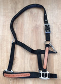 Halster met leder parts
