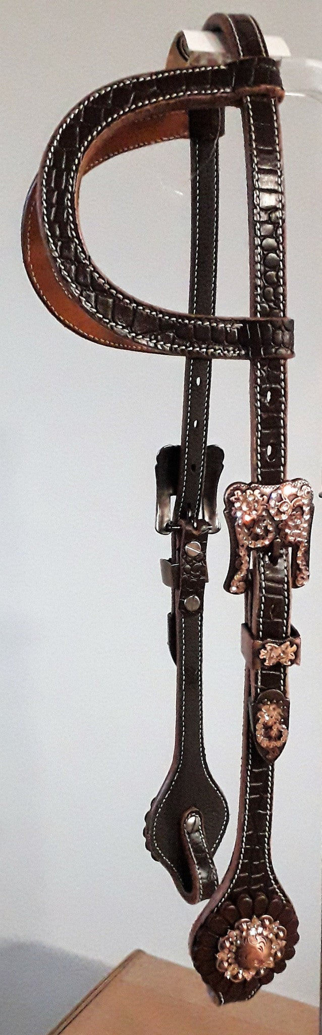 CLICK HERE to see some examples of hoofdstels met zilver and “bling” !!