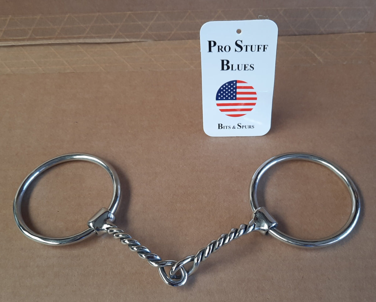 Twisted wire ring trensbit