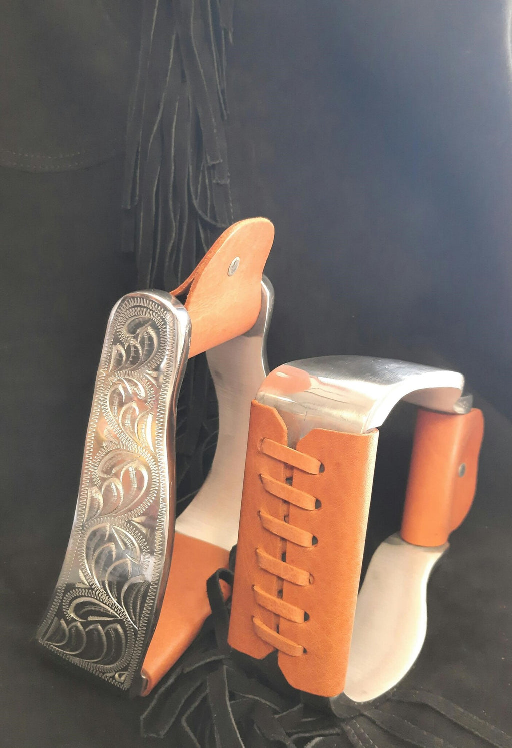 Aluminum curved engraved stijgbeugels