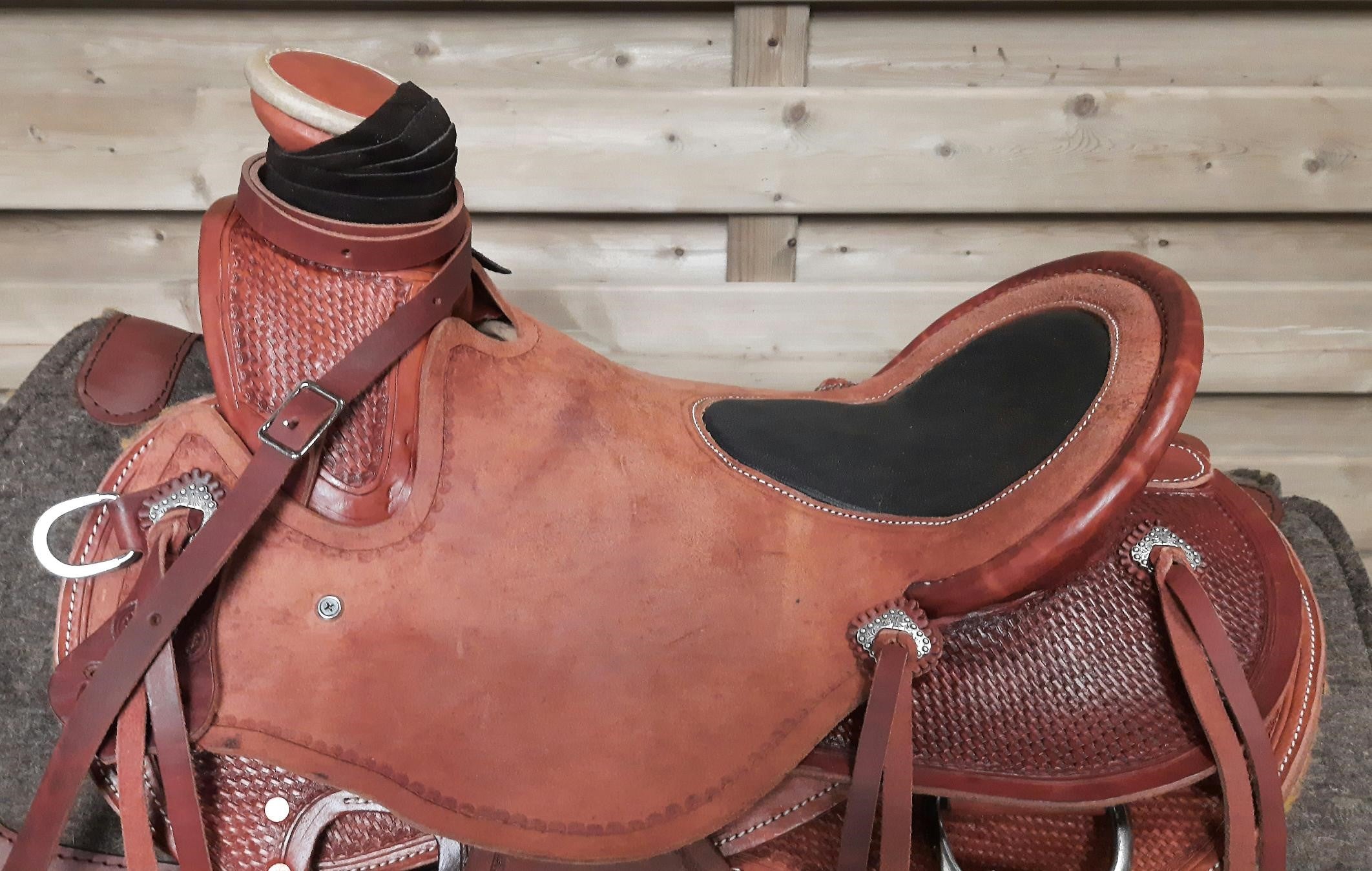 Wade saddle