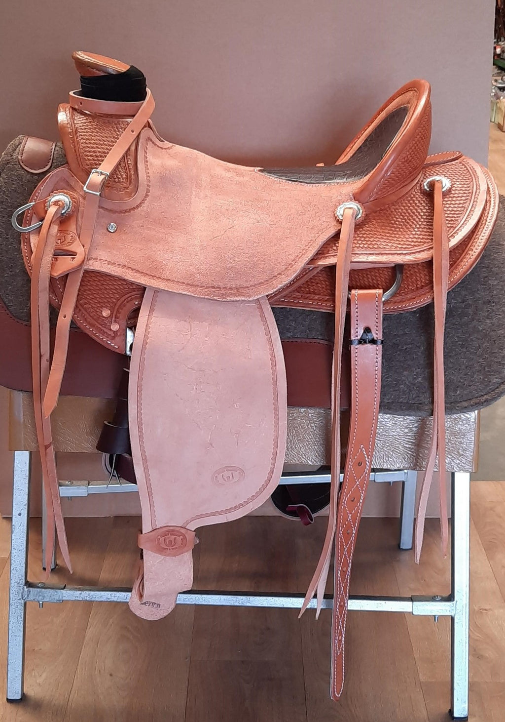 Wade saddle