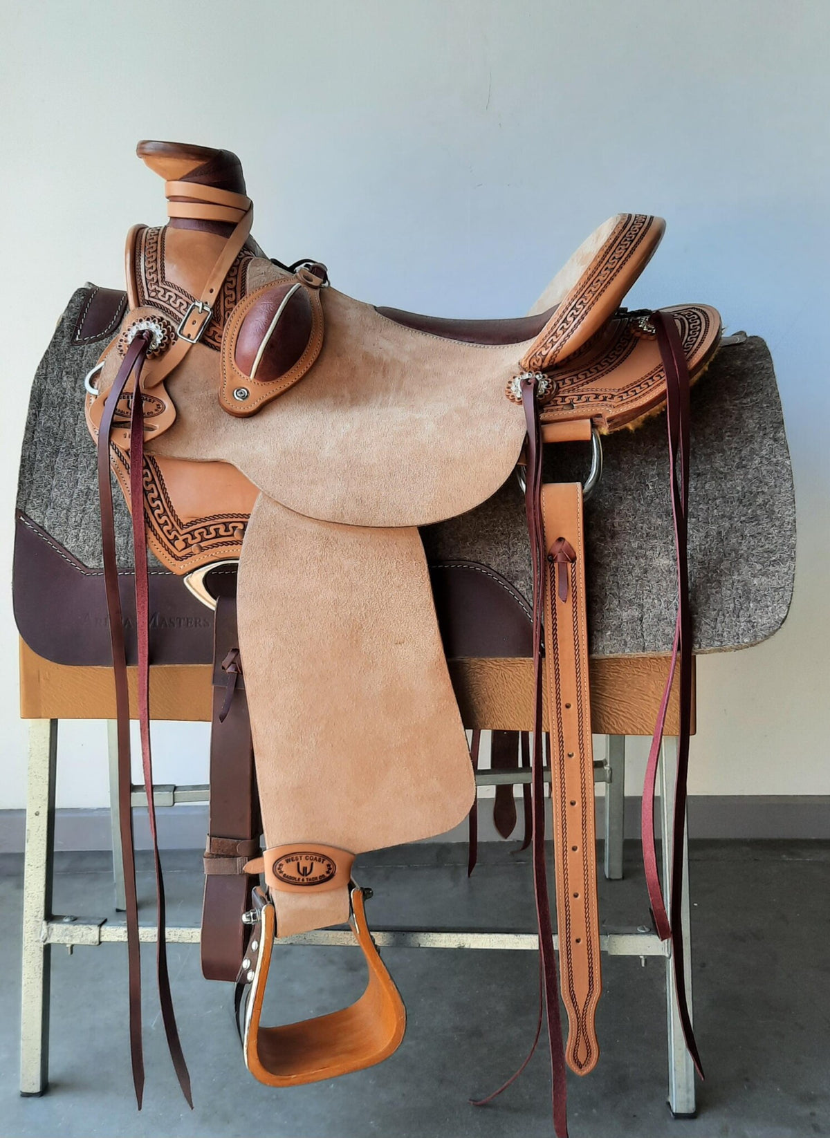 Wade saddle